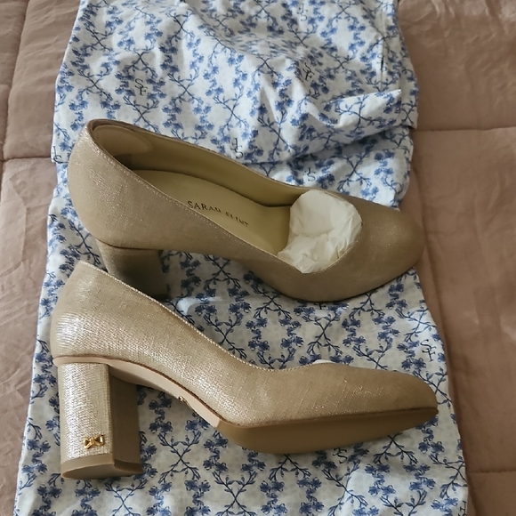 Elegant Beige Women's Heels - Picture 1 of 1